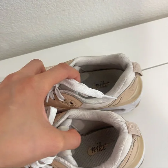 NIKE Air Max Dawn Light Soft Pink White Women's Shoes Sneaker Size 8.5 - Picture 7 of 10